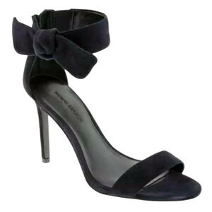 BANANA REPUBLIC faux suede blue heels 8